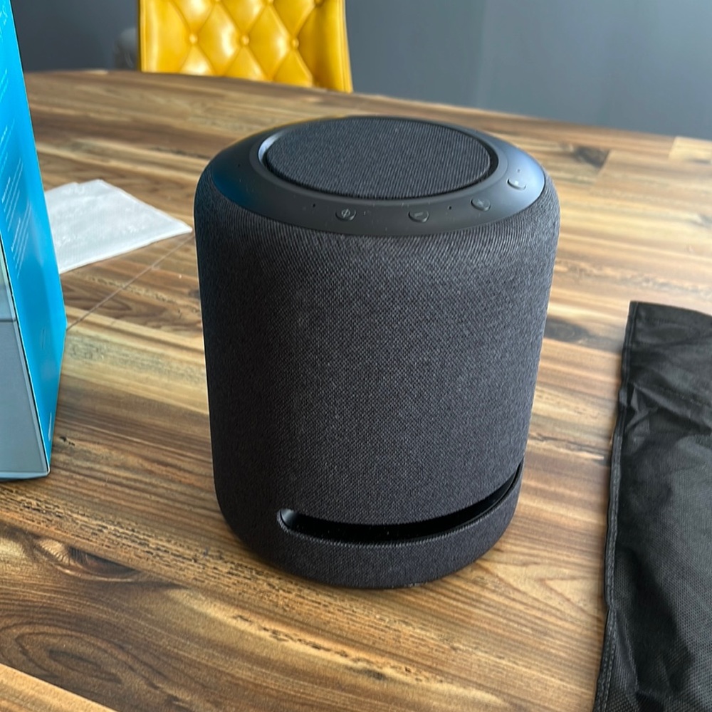 Echo Studio Smart Speaker with Alexa